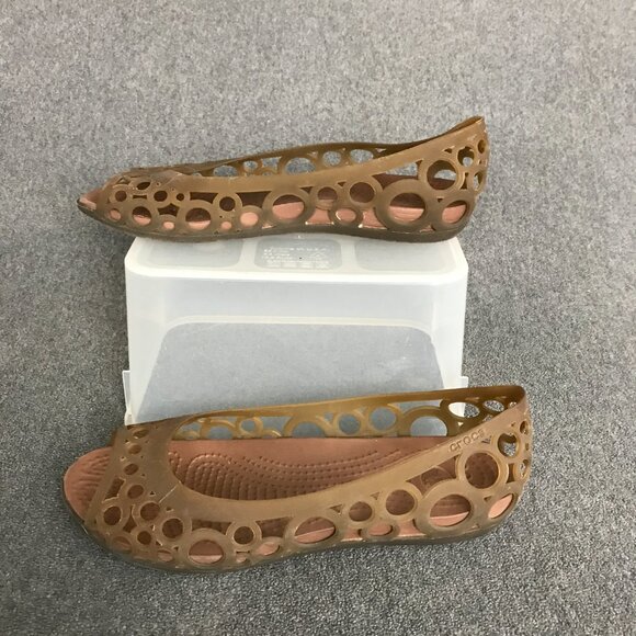 Crocs Adrina Peep Toe Circle Cutout Brown Jelly Slip On Ballet Flats Womens SZ 6 - Picture 2 of 9